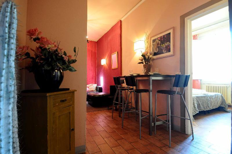Hemeras Boutique House - Lungarno Vespucci ฟลอเรนซ์ ภายนอก รูปภาพ